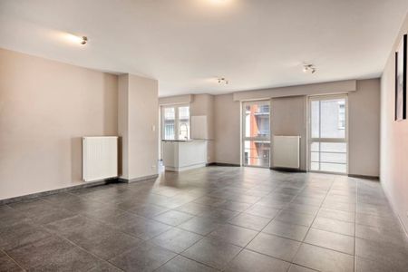 Appartement te huur - Foto 2