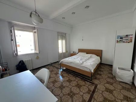 Carrer dels Centelles, Valencia, Valencian Community 46006 - Photo 2