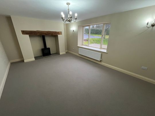 3 bedroom semi-detached house to rent - Photo 1