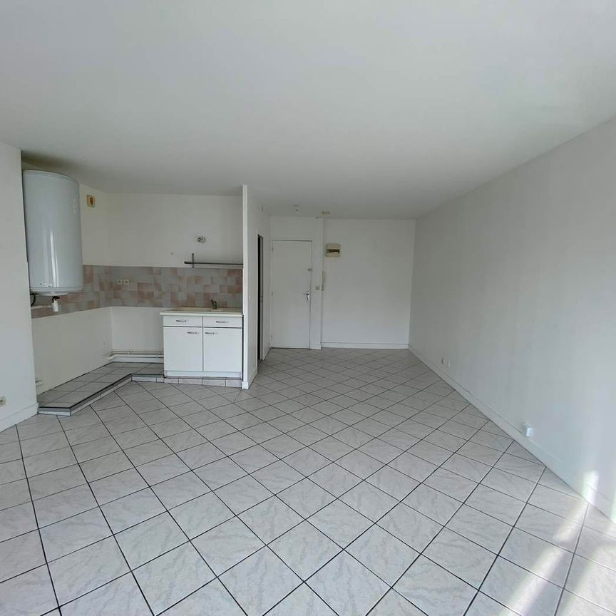 Location Appartement 1 pièce 31m² - Photo 1