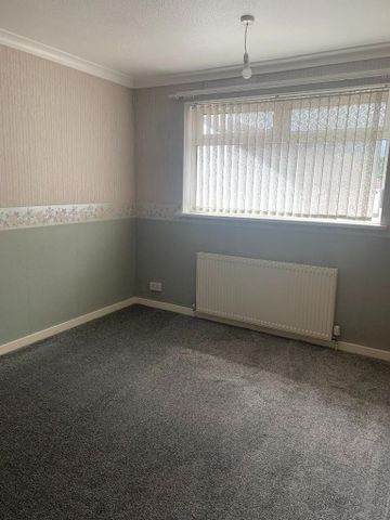 2 bedroom semi-detached house to rent - Photo 2