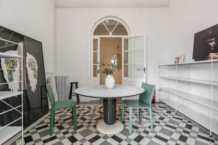 9 room luxury Flat for rent in Barcelona, Spain - Photo 4