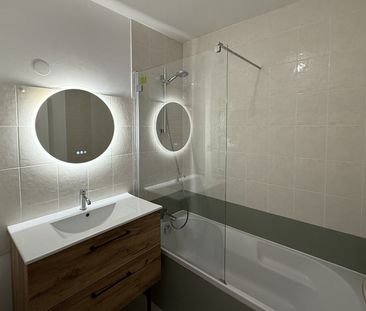 Location Appartement 3 pièces 61m² - Photo 5