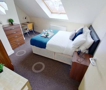 4 bedroom flat to rent - Photo 4