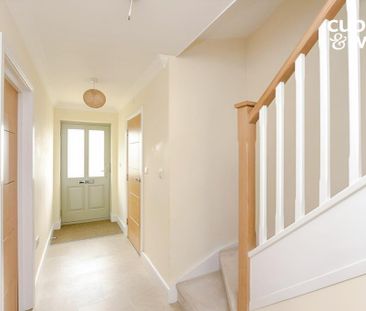 4 bedroom semi-detached house to rent - Photo 6