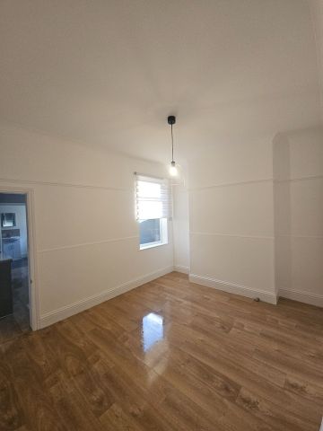 2 Bed Terraced House, Pope Street, L20 - Photo 3