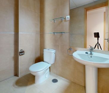 Piso de alquiler en Calle la Escuela de Vallecas, Ensanche de Valle... - Photo 2