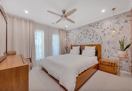 Stunning 4 Bedroom Family Home in South Morang - Photo 5