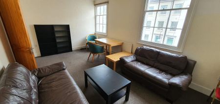 4 bedroom terraced house to rent - Photo 2