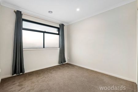 Modern 3-Bedroom Townhouse in Prime Officer Location - Photo 5