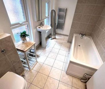 Grosvenor Lodge, High Road, Whetstone, N20 - Photo 6