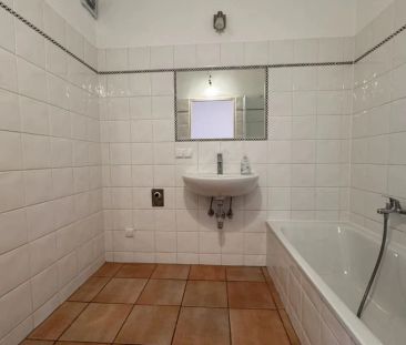 Provisionsfrei: Unbefristeter 97m² Neubau mit Loggia und Einbauküch... - Photo 5