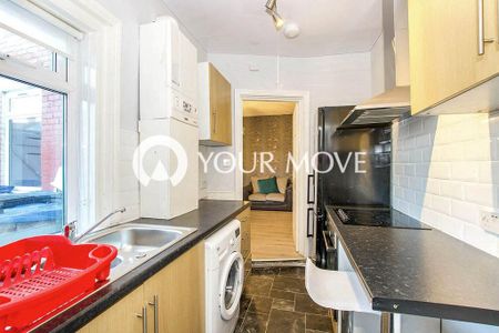 2 bedroom flat to rent - Photo 5