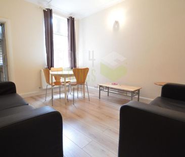 4 bedroom terraced house to rent - Photo 2