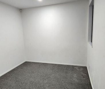 Next to new 2 Bedroom House AVAILABLE! - Photo 2