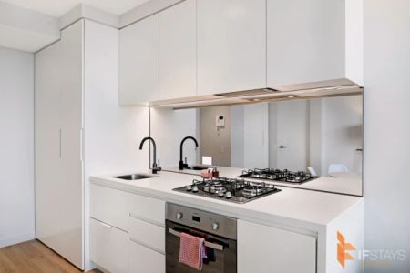 2 Bed, 1 Bath - Photo 5