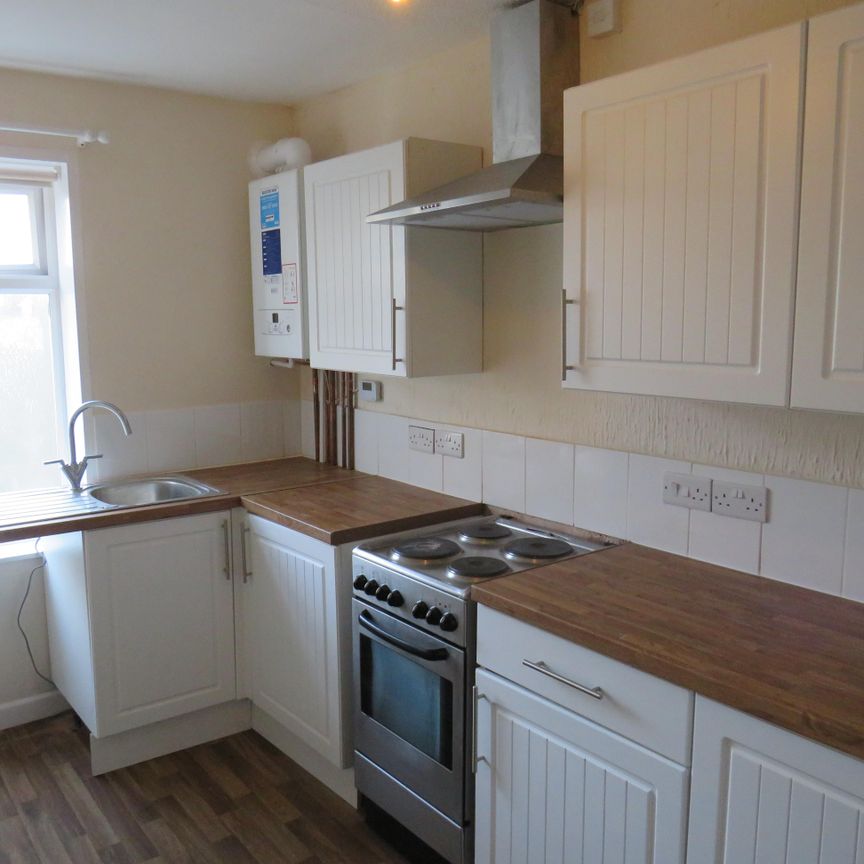 Denmark Road, Lowestoft - Photo 1