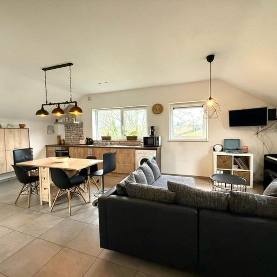 Appartement te huur - Photo 1