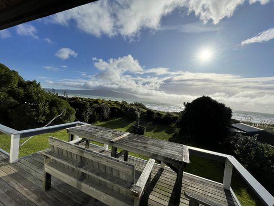 Dream Retreat on Waikanae Beach - Photo 1