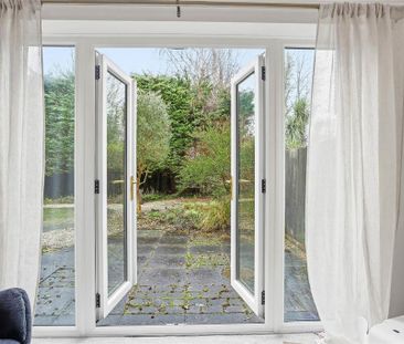 5 bedroom detached house to rent - Photo 1