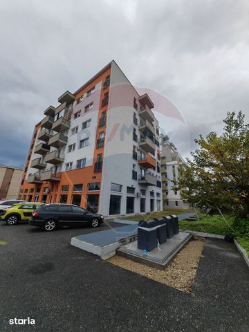 Apartament 3 camere cu loc parcare subteran - Photo 2