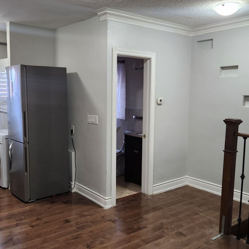 For Lease - 1017 Weston Road Unit# Upper Unit, Toronto, Ontario - Photo 1