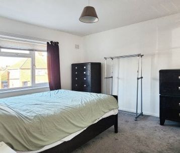 Causton Road, Colchester - Photo 2