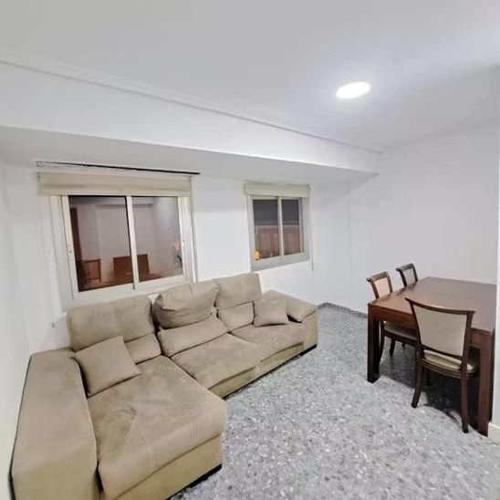 Calle de Utiel, Valencia, Valencian Community 46020 - Foto 1