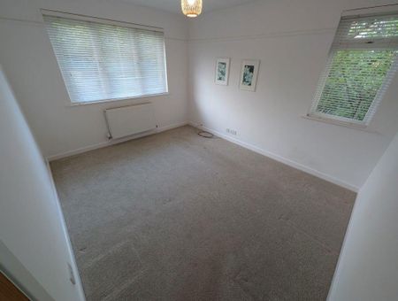 2 bedroom bungalow to rent - Photo 3
