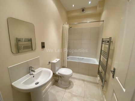 2 bedroom apartment to rent - Photo 4