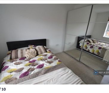 3 bedroom semi-detached house to rent - Photo 3