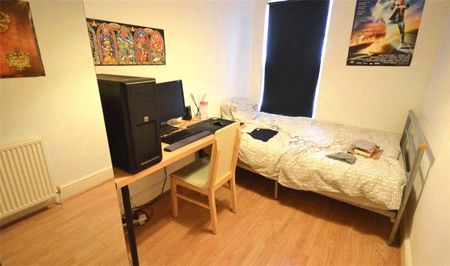 37 Filey Road, Fallowfield, Manchester, M14 6GG - Photo 4