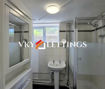 4 bedroom house to rent - Photo 3