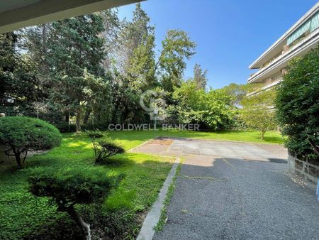 Largo Temistocle Solera, Roma, Lazio 00199 - Photo 5