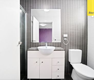 APARTMENT IN PARRAMATTA - Photo 6