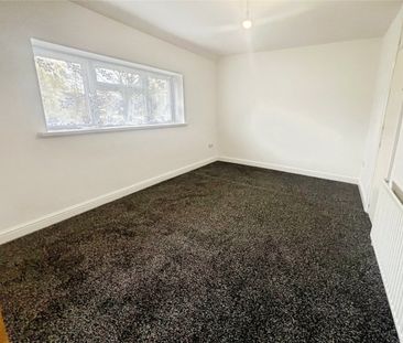 Elmdon Road, Wolverhampton, West Midlands, WV10 - Photo 3