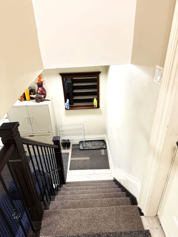 For Lease - 251 Floyd Avenue Unit# Lower Unit, Toronto, Ontario - Photo 4