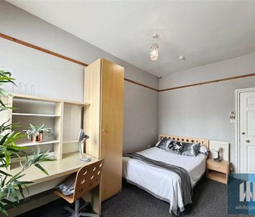 1 bedroom in a house share to rent - Photo 3