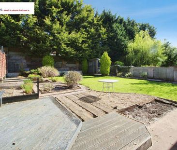 3 bedroom detached bungalow to rent - Photo 6