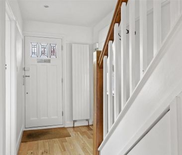 3 bedroom detached house to rent - Photo 3