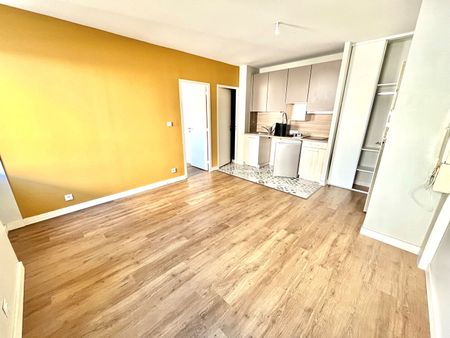 Location Appartement 2 pièces 30m² - Photo 5
