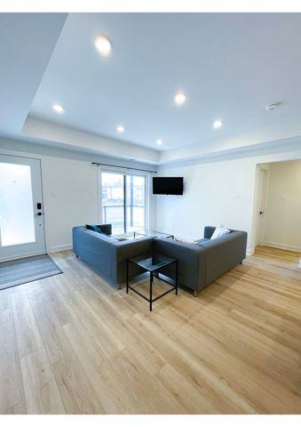 For Lease - 39 Goulburn Avenue Unit# C, Lower Town - Sandy Hill, Ontario - Photo 2