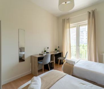 Calle del Conde Duque, Madrid, Community of Madrid 28015 - Photo 4