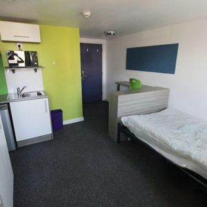 Bridge Road, Birmingham - Photo 2