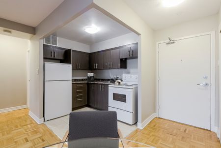 Junior One Bedroom - Photo 3