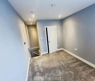 1 bedroom duplex to rent - Photo 2