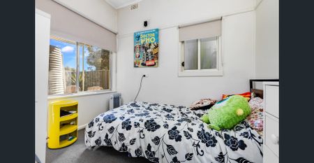 Family Home in Mildura - Photo 5