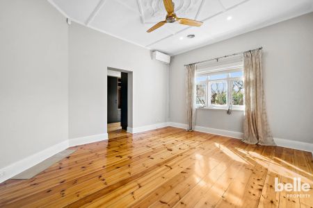 Three Bedroom Bungalow with Modern Upgrades and Double Garage - Photo 5