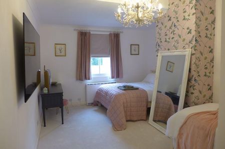 2 bedroom apartment to rent - Photo 4