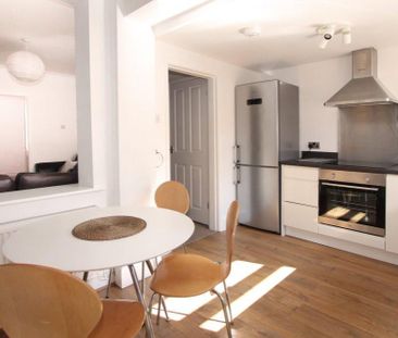 1 bedroom terraced house to rent - Photo 5